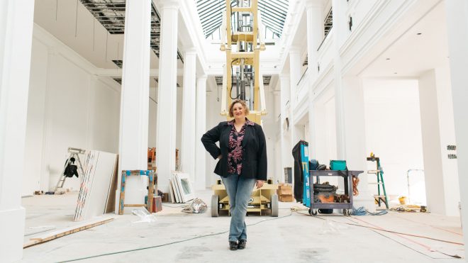 Curator and writer Jenni Sorkin at Hauser Wirth & Schimmel. Photo by Leo Cabal Photography. Image via [Hauser Wirth & Schimmel](http://www.hauserwirthschimmel.com/events/walkthrough-with-art-historian-jenni-sorkin-20160625).