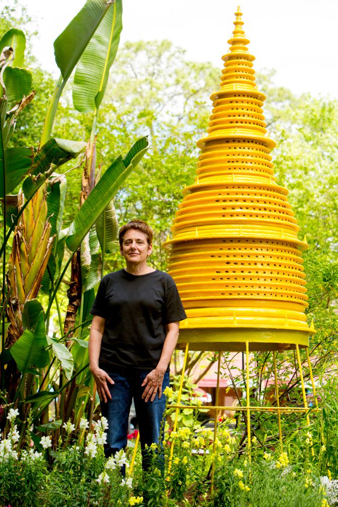 Esther-Solondz_Bee-
